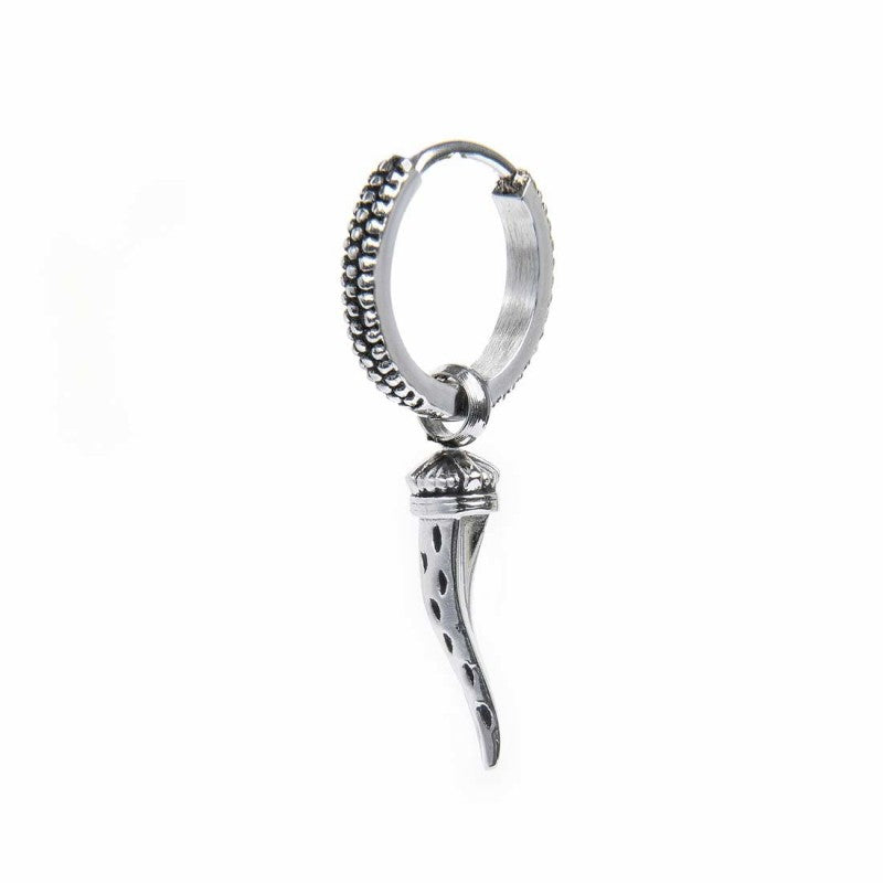 Orecchino a cerchio con corno pendente