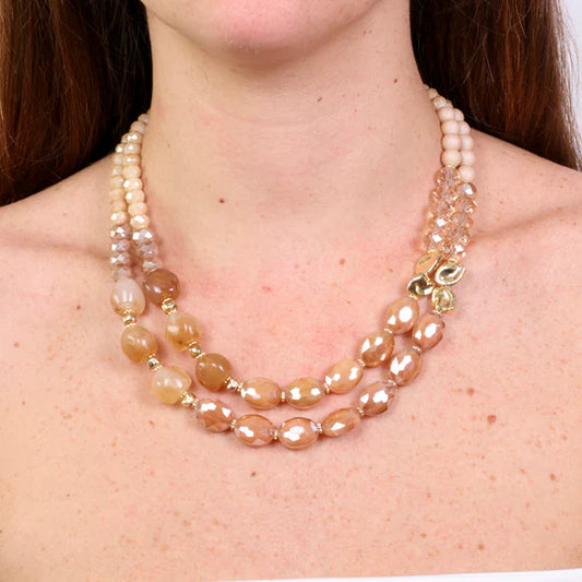 Collana in Metallo con pietre nelle sfumature del rosa antico