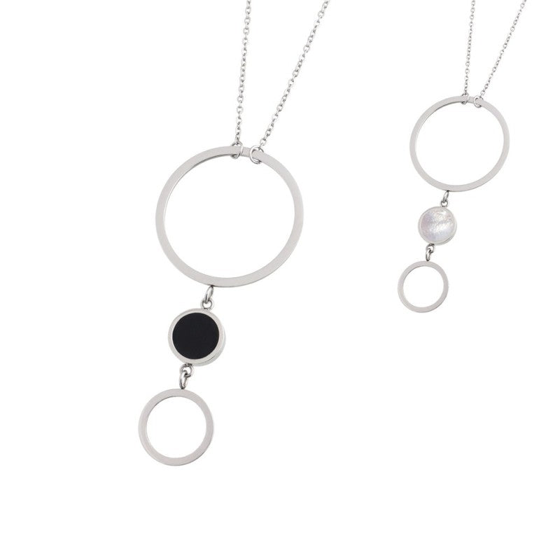Collana con cerchio acrilico e madreperla