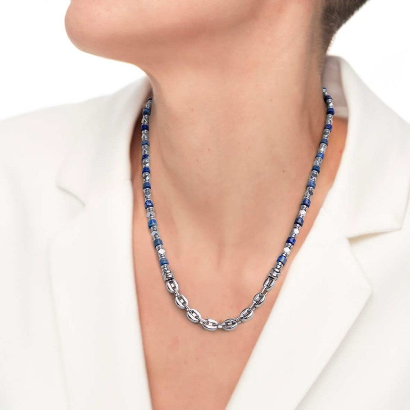 Collana con rondelle in sodalite ed elementi in ematite